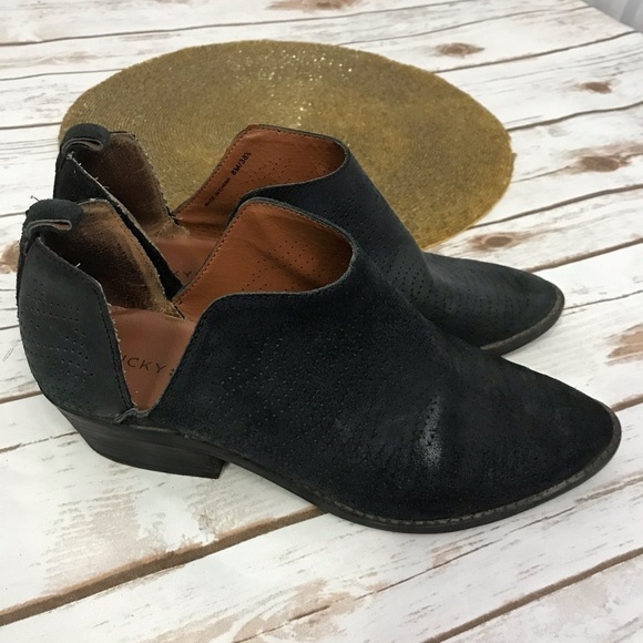 Lucky Brand Ankle Boots Booties Size 8 black western side cutout perforated heel - Picture 14 of 15